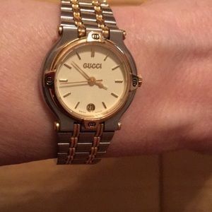 GUCCI WATCH